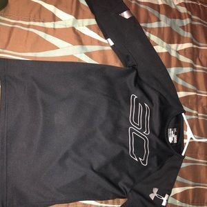 A stephen curry long sleeve under armor shirt